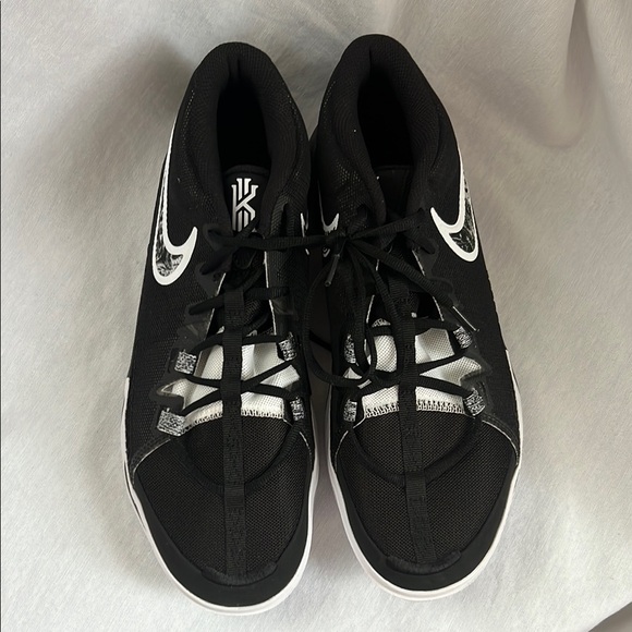 Nike Kyrie Flytrap Black and White Athletic Sneakers - Picture 3 of 6